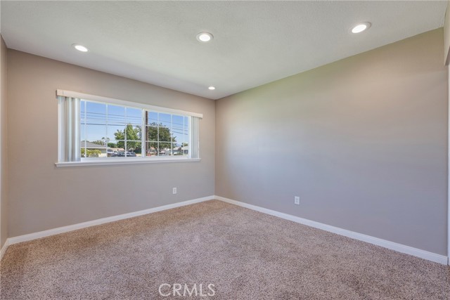 1219 N Van Buren Street, Placentia CA: https://media.crmls.org/medias/612ffaa3-ce22-47ab-9c35-9f54525043b5.jpg