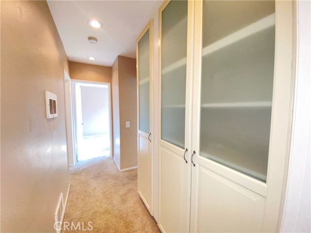 Detail Gallery Image 10 of 16 For 418 E Harvard Rd #F,  Burbank,  CA 91501 - 2 Beds | 1 Baths