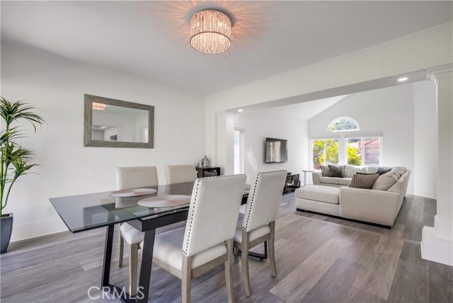 19416 Shadow Oak Drive, Lake Forest CA: https://media.crmls.org/medias/61329702-48bf-4f2d-add6-99ab4080bdcc.jpg