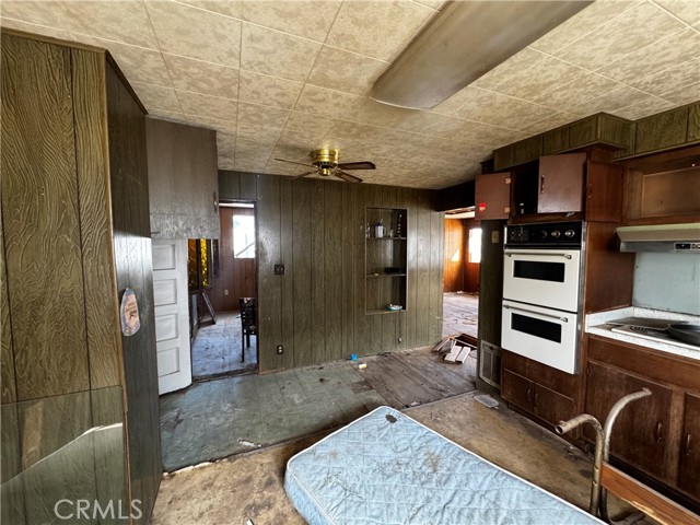 Detail Gallery Image 9 of 16 For 508 Bazoobuth, Needles,  CA 92363 - 2 Beds | 2/1 Baths