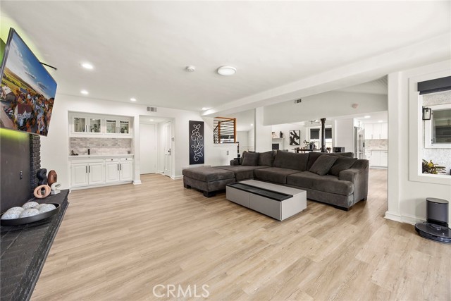 Detail Gallery Image 18 of 38 For 25311 Pike Rd, Laguna Hills,  CA 92653 - 4 Beds | 3/1 Baths
