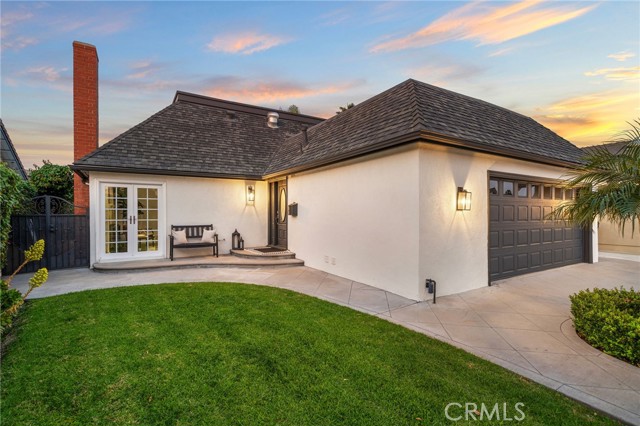 Detail Gallery Image 6 of 51 For 10763 El Centro Avenue, Fountain Valley,  CA 92708 - 5 Beds | 2/1 Baths