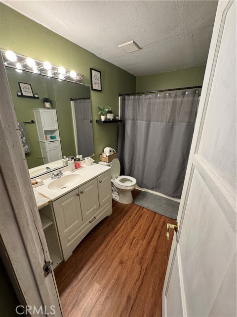 Detail Gallery Image 5 of 8 For 129 Smilax Rd, Vista,  CA 92081 - – Beds | – Baths