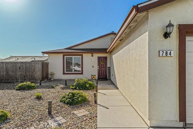 Detail Gallery Image 4 of 39 For 784 Taryn Ct, Merced,  CA 95341 - 3 Beds | 2 Baths