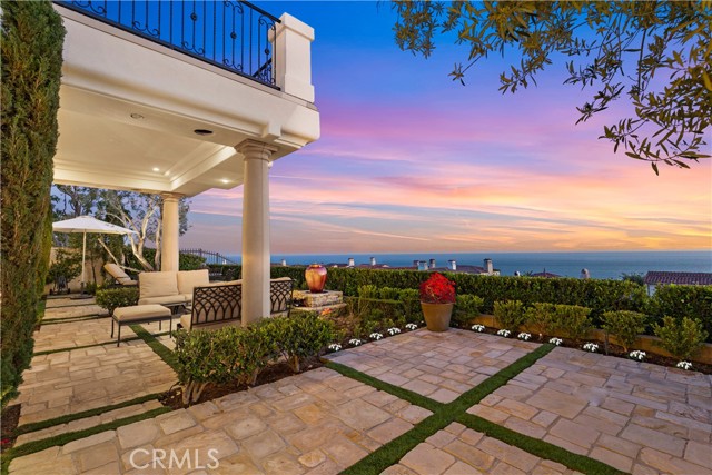 Detail Gallery Image 11 of 42 For 26 Cliffhouse Bluff, Newport Coast,  CA 92657 - 5 Beds | 4/1 Baths