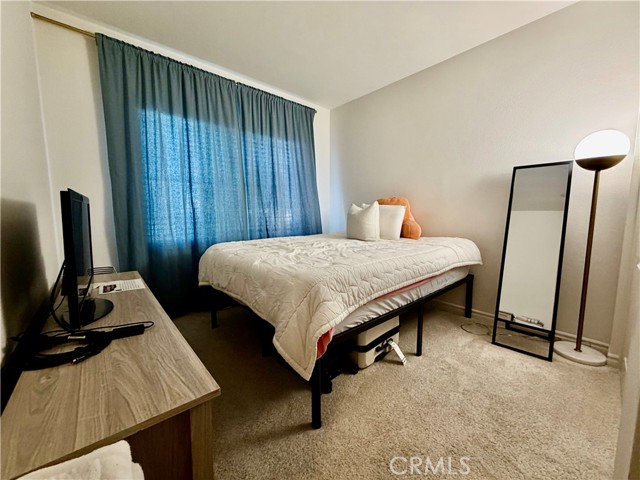 Detail Gallery Image 13 of 38 For 11450 Artesia, Artesia,  CA 90701 - 4 Beds | 4 Baths