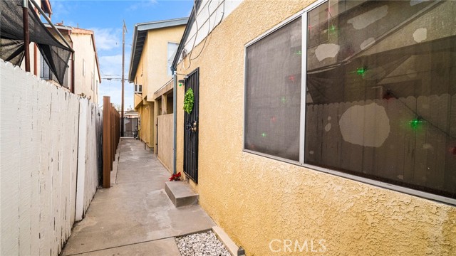 Detail Gallery Image 7 of 34 For 1812 E Carson St, Long Beach,  CA 90807 - – Beds | – Baths