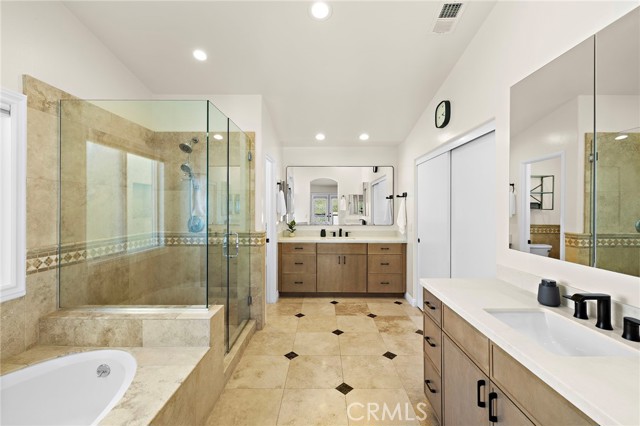 Detail Gallery Image 19 of 42 For 12 Kingfisher Ct, Trabuco Canyon,  CA 92679 - 5 Beds | 2/1 Baths