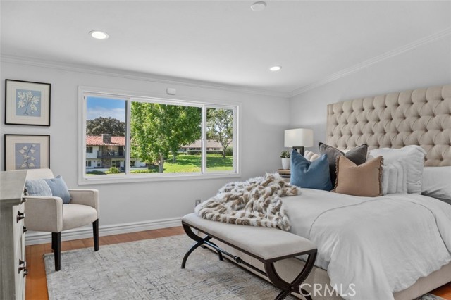 Detail Gallery Image 15 of 30 For 525 Vista Flora, Newport Beach,  CA 92660 - 3 Beds | 2/1 Baths