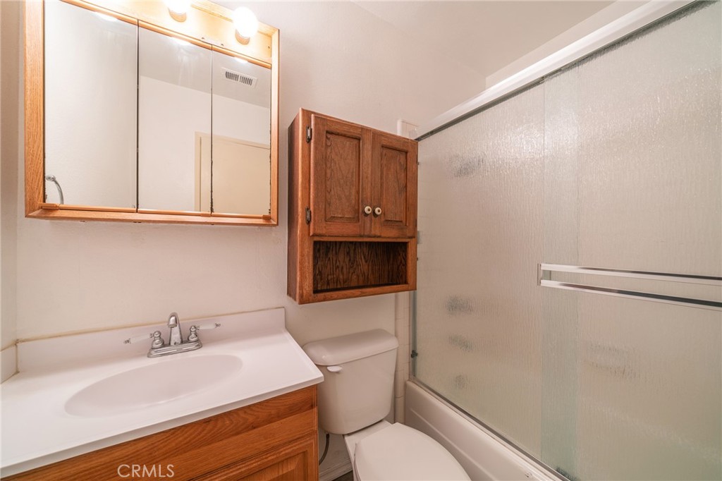 MLS #OC25276623 image #17