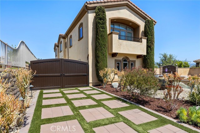 21925 Heatheridge Drive, Yorba Linda CA: https://media.crmls.org/medias/61397001-ed25-4f7c-a603-1449e1c95db7.jpg