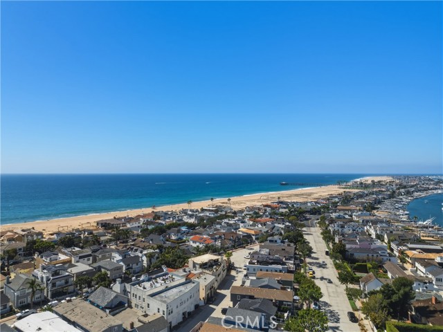 Detail Gallery Image 7 of 30 For 1530 Miramar #5,  Newport Beach,  CA 92661 - 1 Beds | 1 Baths