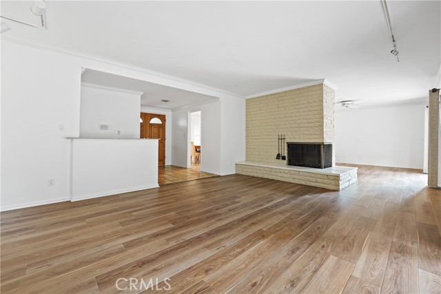 Detail Gallery Image 6 of 28 For 8631 Santa Susana Pl, West Hills,  CA 91304 - 3 Beds | 2 Baths