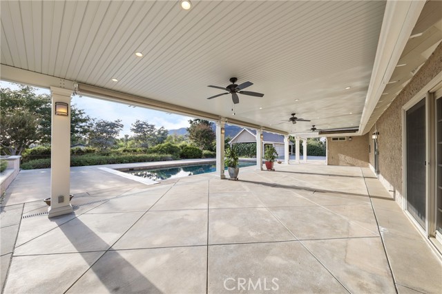 2501 Cliff Road, Upland CA: https://media.crmls.org/medias/613a59d8-6988-4d76-83fc-416a5965976b.jpg