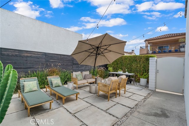 Detail Gallery Image 33 of 42 For 314 Ultimo Ave, Long Beach,  CA 90814 - 4 Beds | 3 Baths