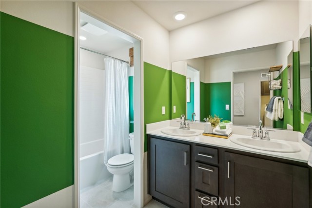 27581 Constance Avenue, Moreno Valley CA: https://media.crmls.org/medias/613afd66-b078-45de-bf4b-41da8d0cfbf3.jpg
