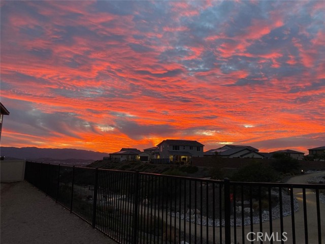 Detail Gallery Image 46 of 71 For 28590 Daybreak Way, Saugus,  CA 91350 - 4 Beds | 2/1 Baths