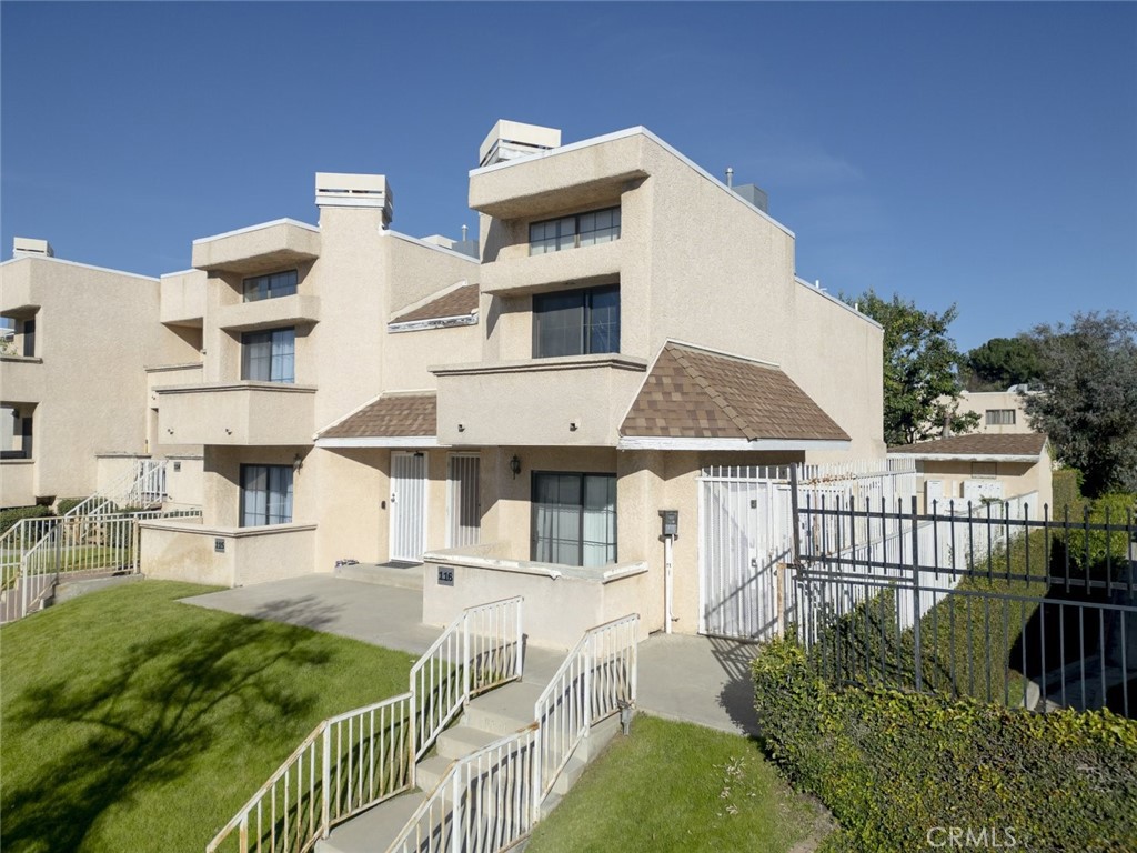 15035 Nordhoff Street #112