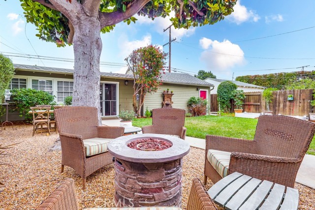 3952 Gaviota Avenue, Long Beach CA: https://media.crmls.org/medias/613c627c-9986-4387-83d9-d2b7f41cfea1.jpg