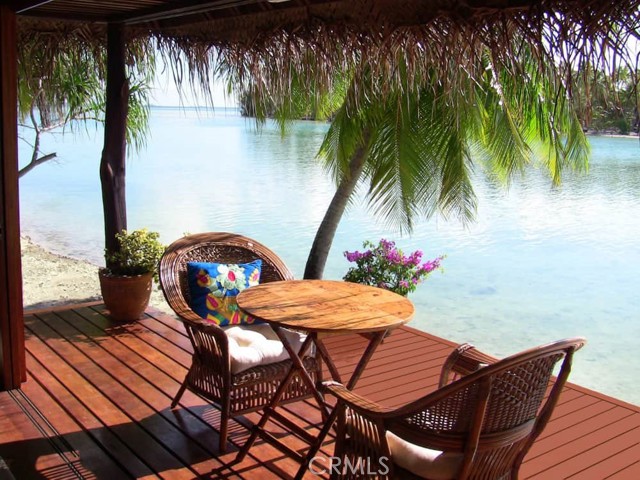 1 Motu Moie French Polynesia, Taha'a, Outside Area (Outside Ca) CA: https://media.crmls.org/medias/613d0c9f-72b8-4f6b-ac37-bc99f31fc3f7.jpg
