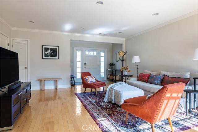 Detail Gallery Image 9 of 31 For 3513 May St, Los Angeles,  CA 90066 - 3 Beds | 2 Baths