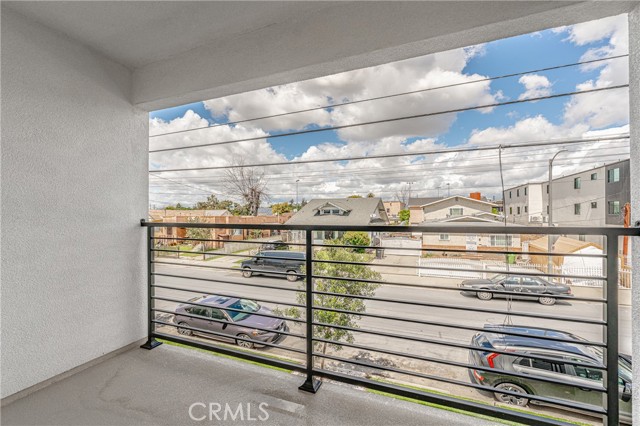 Detail Gallery Image 32 of 72 For 3653 Halldale Ave, Los Angeles,  CA 90018 - – Beds | – Baths