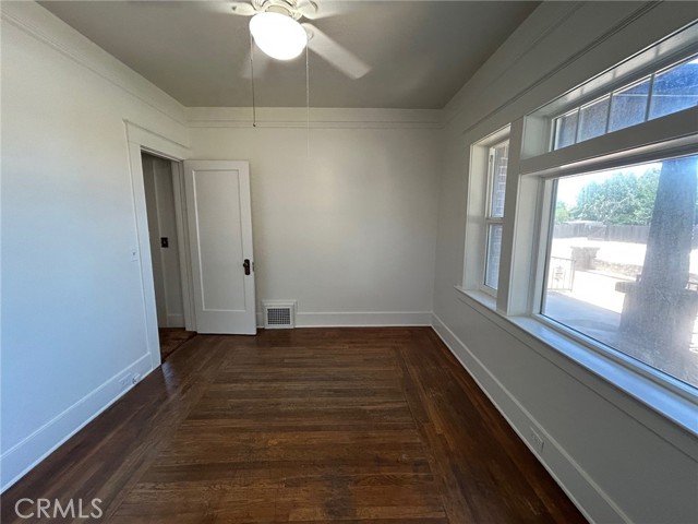 Detail Gallery Image 11 of 51 For 405 N a St, Madera,  CA 93638 - 4 Beds | 1 Baths
