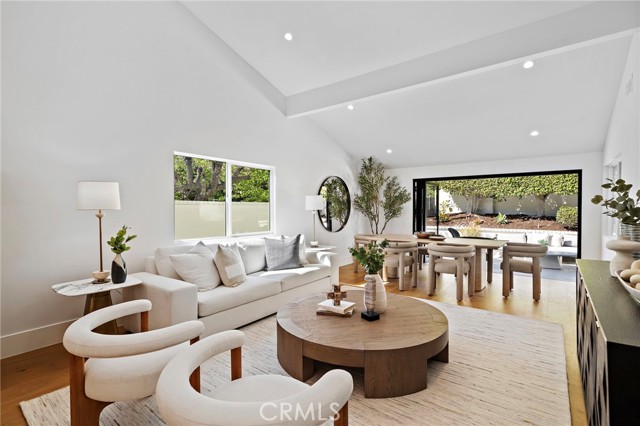 Detail Gallery Image 11 of 40 For 37 Beachcomber, Corona Del Mar,  CA 92625 - 3 Beds | 3 Baths