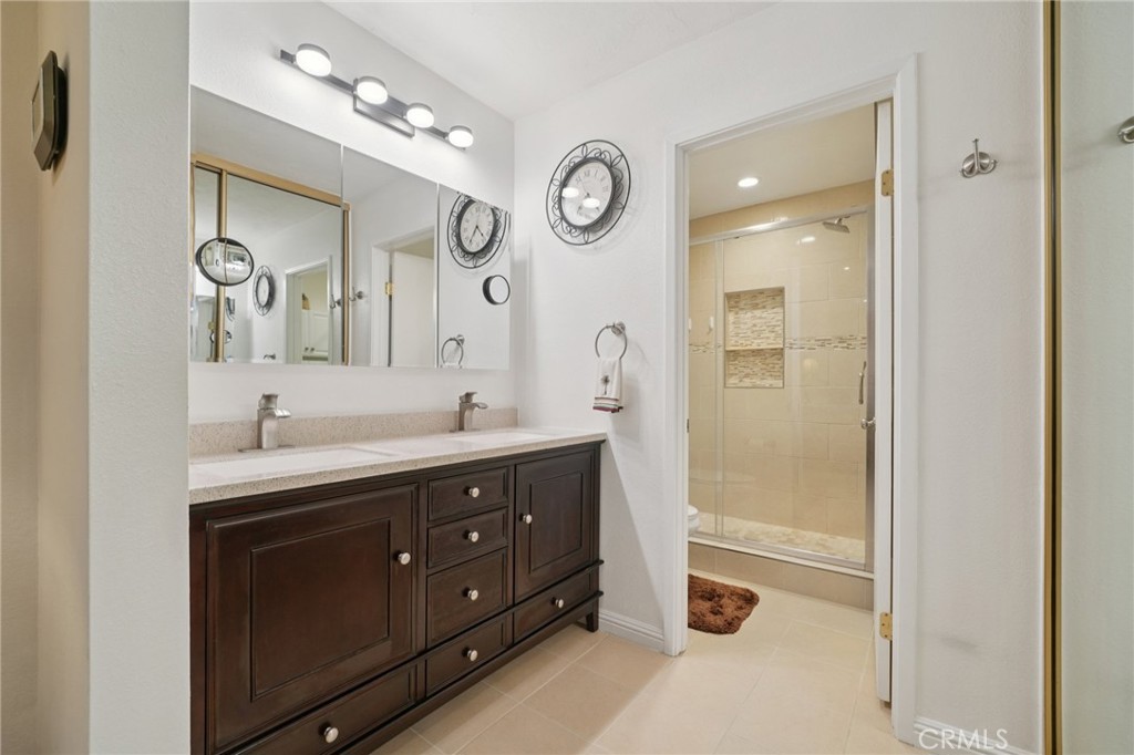 MLS #IV25265290 image #11