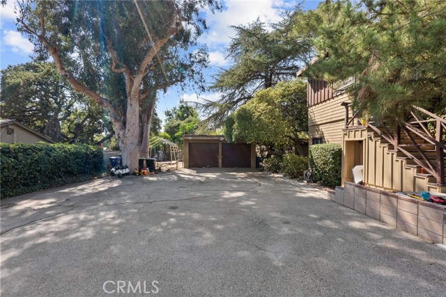 10025 Covert Avenue, Tujunga CA: https://media.crmls.org/medias/613e7d1a-4cf8-49f8-aa53-bc5cd97d160a.jpg