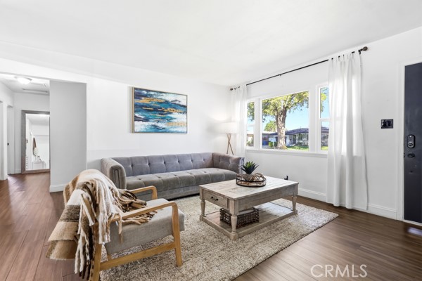 Detail Gallery Image 8 of 29 For 4866 Sunnyside, Riverside,  CA 92506 - 4 Beds | 2 Baths