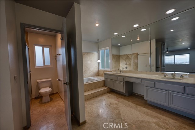 3rd Floor Primary Full Bathroom + Tub 3rd Floor Primary Full Bathroom + Tub