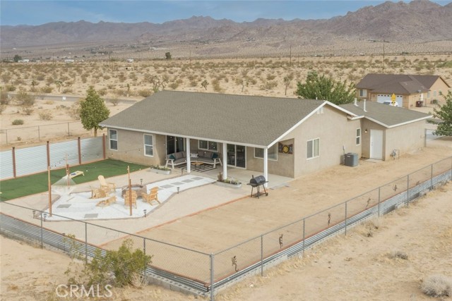 Detail Gallery Image 3 of 45 For 62382 Crestview Dr, Joshua Tree,  CA 92252 - 3 Beds | 2 Baths