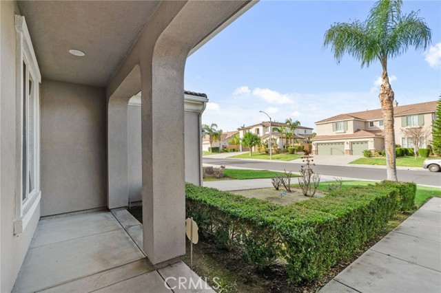 Detail Gallery Image 4 of 63 For 13761 Dellbrook St, Corona,  CA 92880 - 6 Beds | 4 Baths