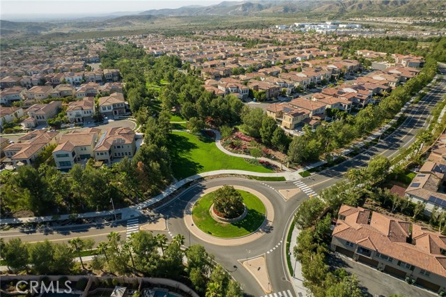 15 Clover, Lake Forest CA: https://media.crmls.org/medias/6140dad1-1988-4255-94dc-9853040dddef.jpg