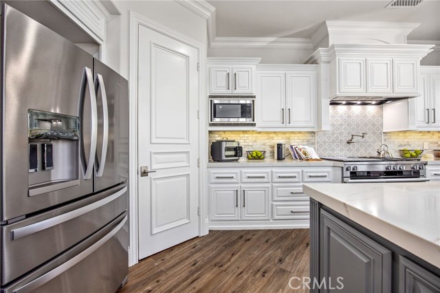 Image 20 of 56 For 4709 Briana Court