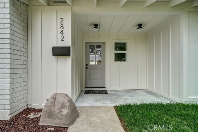 2842 E Virginia Avenue, Anaheim CA: https://media.crmls.org/medias/6142ff86-09fd-4f23-801d-3e0e7b3bdd09.jpg