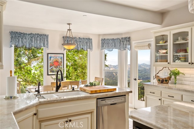 Detail Gallery Image 13 of 47 For 14600 El Monte, Atascadero,  CA 93422 - 3 Beds | 2 Baths