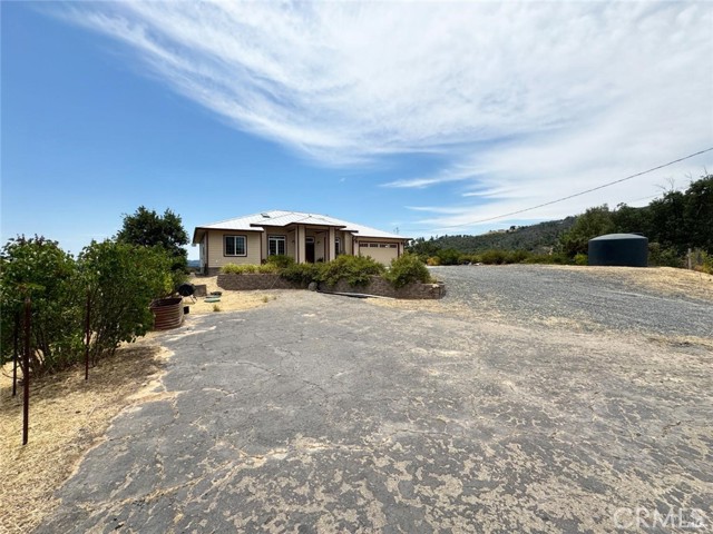 1910 Foothill Drive, Redwood Valley CA: https://media.crmls.org/medias/61436315-a0ff-4e93-a388-7dad8641884e.jpg