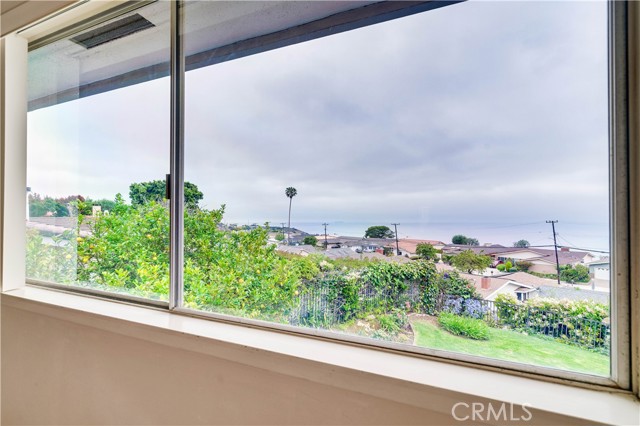 30715 Rue De La Pierre, Rancho Palos Verdes CA: https://media.crmls.org/medias/61436d38-f7af-4148-a327-638ea612a3df.jpg