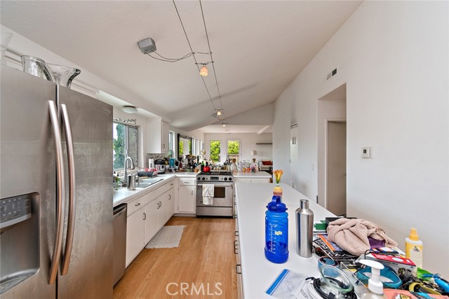 Detail Gallery Image 29 of 41 For 241 Horizon Ave, Venice,  CA 90291 - – Beds | – Baths