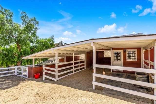 Image 17 of 72 For 27151 Mission Hills Drive