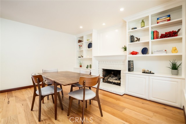 5272 Caliente Drive, Huntington Beach CA: https://media.crmls.org/medias/6144fa5a-de51-4793-bd65-143a54737615.jpg