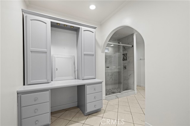 10685 Ledeen Drive, Lakeview Terrace CA: https://media.crmls.org/medias/6145da08-1055-474f-a340-83beef19b7c9.jpg