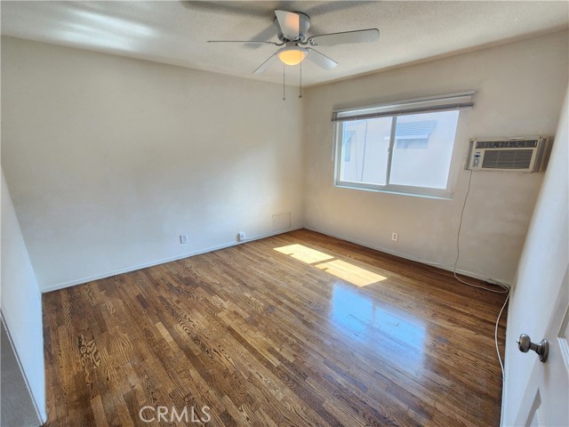 Detail Gallery Image 7 of 28 For 14229 1/2 Moorpark, Sherman Oaks,  CA 91423 - 2 Beds | 1 Baths