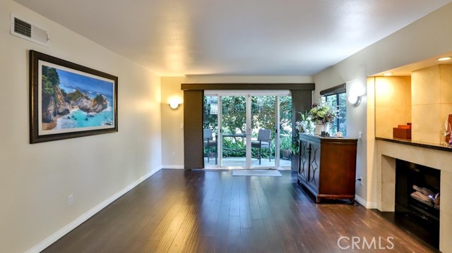 Detail Gallery Image 6 of 35 For Address Is Not Disclosed,  Costa Mesa,  CA 92626 - 3 Beds | 2 Baths