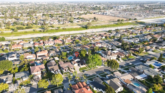 10530 Lesterford Avenue, Downey, California 90241, 3 Bedrooms Bedrooms, ,3 BathroomsBathrooms,Single Family Residence,For Sale,Lesterford,OC24092217
