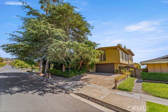 Detail Gallery Image 1 of 44 For 30211 via Rivera, Rancho Palos Verdes,  CA 90275 - 4 Beds | 3 Baths