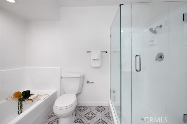 Detail Gallery Image 16 of 31 For 4821 Riverton Ave #2,  North Hollywood,  CA 91601 - 2 Beds | 2/1 Baths