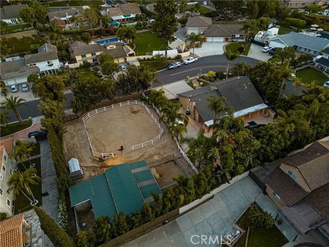 17927 Sun Hill Drive, Yorba Linda CA: https://media.crmls.org/medias/614b08a4-6166-4a22-a1a7-ec620e046235.jpg